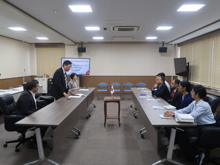 ①表敬訪問の様子