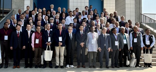 出席者全体集合写真