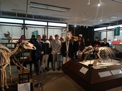 ⑧博物館集合写真