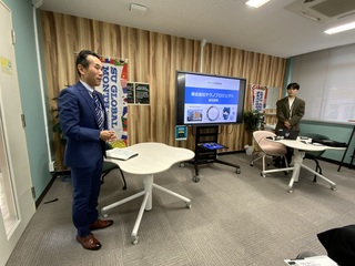 01坂根センター長によるあいさつ