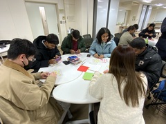 ④折り紙で交流 ④折り紙で交流